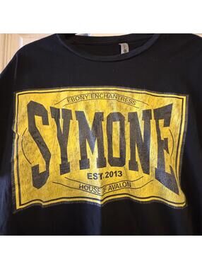 Symone Drag Queen Ebony Enchantress House of Avalon Graphic T-Shirt Large